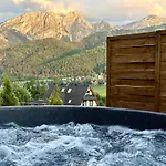 Wierchowe Jacuzzi & View Chalet *