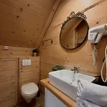 Wierchowe Jacuzzi & View 샬레