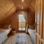 Wierchowe Jacuzzi & View 샬레