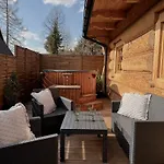 Wierchowe Jacuzzi & View 샬레 코스실리스코