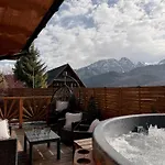 Chalet Wierchowe Jacuzzi & View