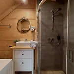 Wierchowe Jacuzzi & View Chalet *