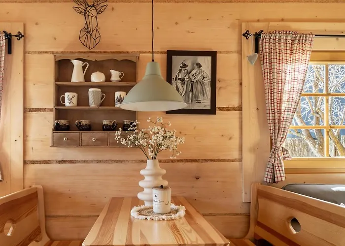 Wierchowe Z Jacuzzi シャレー コシチェリスコ